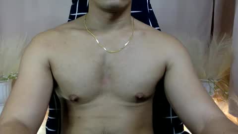 Snapshot of 000batman000 chatting on 12.20.24 Bruce online show from 12.20.24