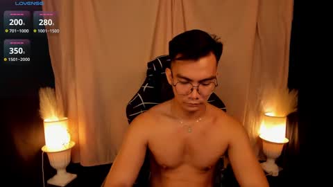 Snapshot of 000batman000 chatting on 02.17.25 Bruce online show from 02.17.25