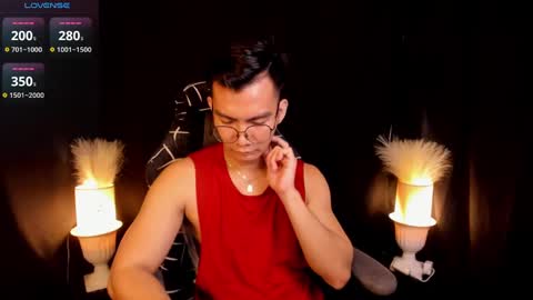 Snapshot of 000batman000 chatting on 02.25.25 Bruce online show from 02.25.25