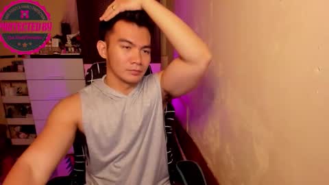 Snapshot of 000batman000 chatting on 10.14.25 Bruce online show from 10.14.25