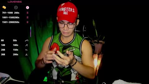 Snapshot of 000batman000 chatting on 02.05.26 Bruce online show from 02.05.26