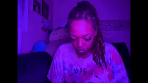 Snapshot of 000cloud9000 chatting on 04.12.26 Cloud9 online show from 04.12.26