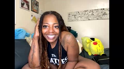 Snapshot of 000cloud9000 chatting on 04.13.26 Cloud9 online show from 04.13.26