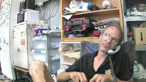 Snapshot of 04oldskool chatting on 01.13.25 04oldskool online show from 01.13.25