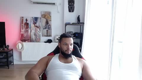 Snapshot of 0_kingsley chatting on 05.15.26 Kingsley online show from 05.15.26