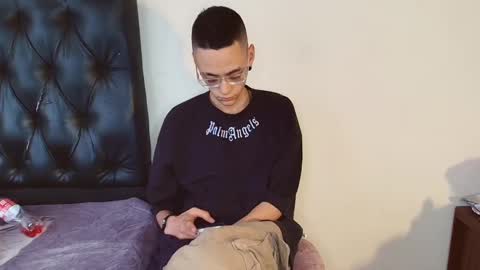 Snapshot of 0_ojacob chatting on 10.06.25 0 oJacob online show from 10.06.25