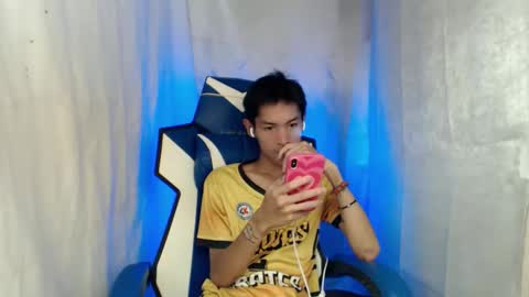 Snapshot of 0cir_asiansatisfy chatting on 05.20.26 RICK online show from 05.20.26