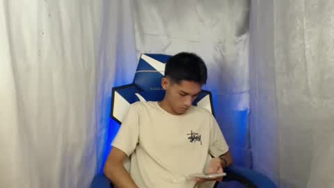 Snapshot of 0cir_asiansatisfy chatting on 05.31.26 RICK online show from 05.31.26