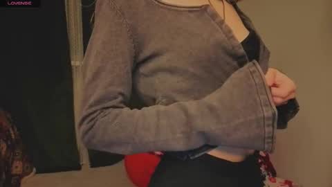 Snapshot of 0ophelia chatting on 02.04.26 0ophelia online show from 02.04.26