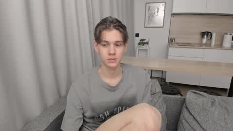 Snapshot of 0verlandd chatting on 10.10.25 Adam online show from 10.10.25