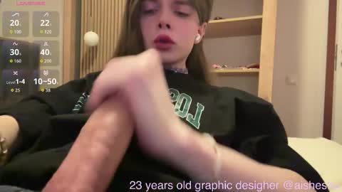 Aishe online show from 10.31.25