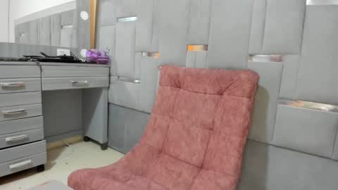 Snapshot of 11inchesblackcock chatting on 02.10.25 cuteboybiigcock online show from 02.10.25