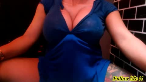 Snapshot of 11inchmonstercock4u chatting on 12.30.24 i am trixie im Your Selfsucking Mistress online show from 12.30.24