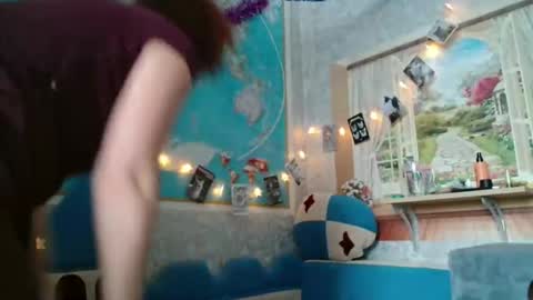 12ennie online show from 02.08.26