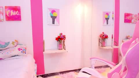 Scarlette  online show from 12.14.24