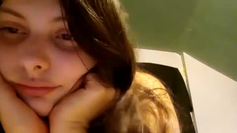 18andInoccent online show from 09.26.25