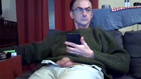 Snapshot of 18remy45 chatting on 12.07.24 18remy45 online show from 12.07.24