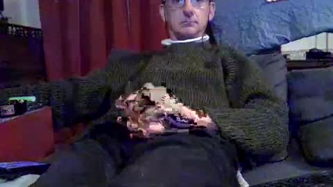 Snapshot of 18remy45 chatting on 12.10.24 18remy45 online show from 12.10.24