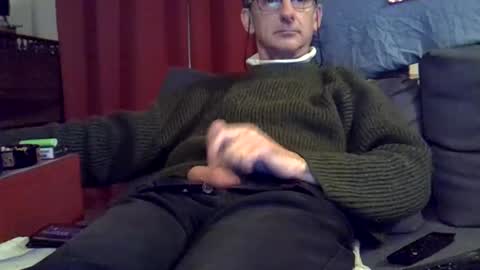 Snapshot of 18remy45 chatting on 12.11.24 18remy45 online show from 12.11.24