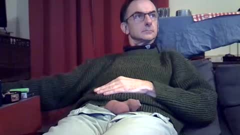 Snapshot of 18remy45 chatting on 12.15.24 18remy45 online show from 12.15.24