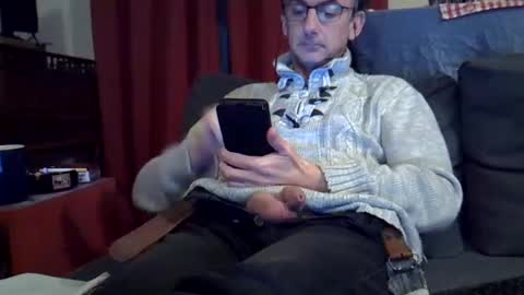 Snapshot of 18remy45 chatting on 01.12.25 18remy45 online show from 01.12.25