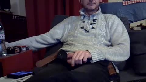 Snapshot of 18remy45 chatting on 01.12.25 18remy45 online show from 01.12.25