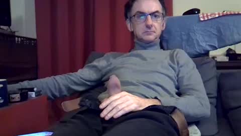 Snapshot of 18remy45 chatting on 02.05.25 18remy45 online show from 02.05.25