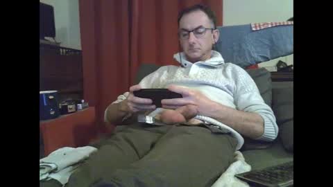 Snapshot of 18remy45 chatting on 03.12.25 18remy45 online show from 03.12.25