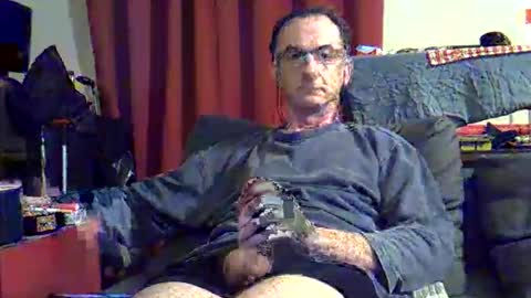 Snapshot of 18remy45 chatting on 05.01.26 18remy45 online show from 05.01.26