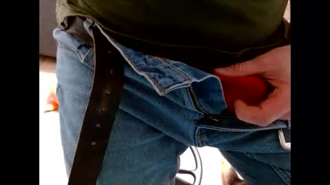 Snapshot of 1986matt1986 chatting on 02.28.25 cumfan online show from 02.28.25