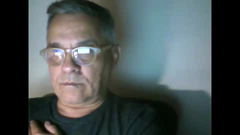 Snapshot of 1_maxx_1 chatting on 01.15.25 1_maxx_1 online show from 01.15.25
