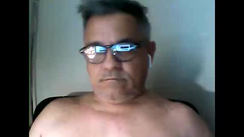 Snapshot of 1_maxx_1 chatting on 01.22.25 1_maxx_1 online show from 01.22.25