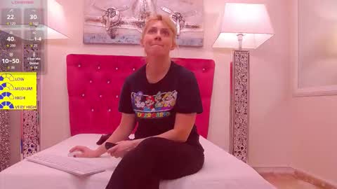 Snapshot of 1amanda chatting on 02.16.26 AMANDA online show from 02.16.26