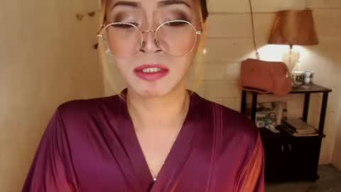 Snapshot of 1bigsurprise4you chatting on 01.21.25 angel online show from 01.21.25