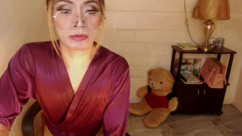 Snapshot of 1bigsurprise4you chatting on 02.14.25 angel online show from 02.14.25