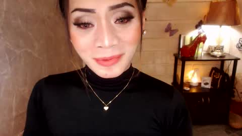 Snapshot of 1bigsurprise4you chatting on 10.01.25 angel online show from 10.01.25