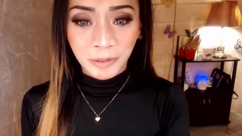 Snapshot of 1bigsurprise4you chatting on 10.26.25 angel online show from 10.26.25