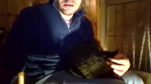 Snapshot of 1guido chatting on 10.05.25 Guido online show from 10.05.25