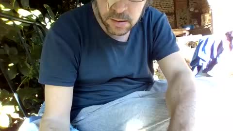 Snapshot of 1guido chatting on 04.05.26 Guido online show from 04.05.26