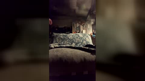Snapshot of 1horney chatting on 03.17.26 1horney online show from 03.17.26