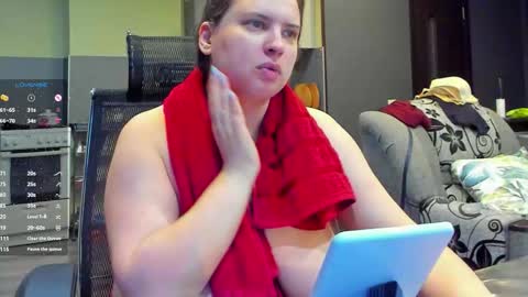 1LINDSEY1 online show from 11.20.25