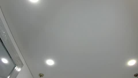 Maddy  online show from 01.12.26