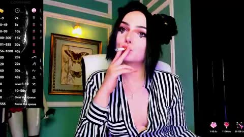 Moona  online show from 03.06.25