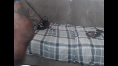 Snapshot of 1n2deep chatting on 02.25.25 1n2Deep online show from 02.25.25