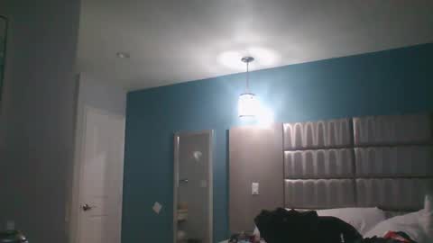 Snapshot of 1nastya8 chatting on 12.04.24 TheShyOne18 online show from 12.04.24