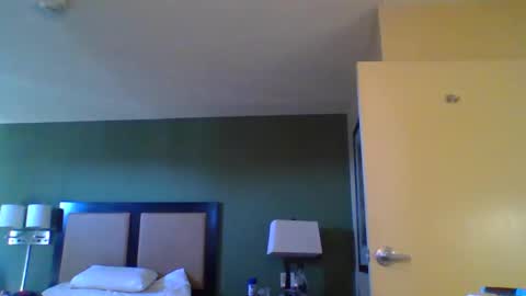 Snapshot of 1nastya8 chatting on 10.04.25 TheShyOne18 online show from 10.04.25