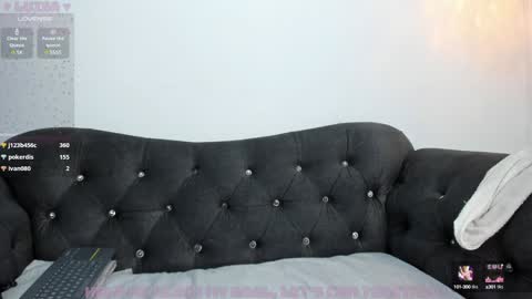 Snapshot of 1naughty_milf chatting on 01.30.25 Luisa online show from 01.30.25