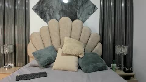 Snapshot of 1naughty_milf chatting on 02.07.26 Luisa online show from 02.07.26