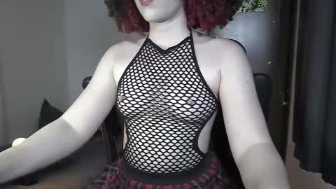 Snapshot of 1nonita chatting on 04.17.26 Nonita online show from 04.17.26