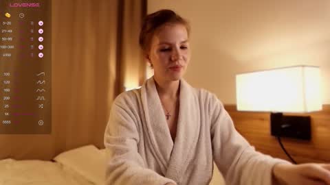 VICTORIA online show from 11.16.25